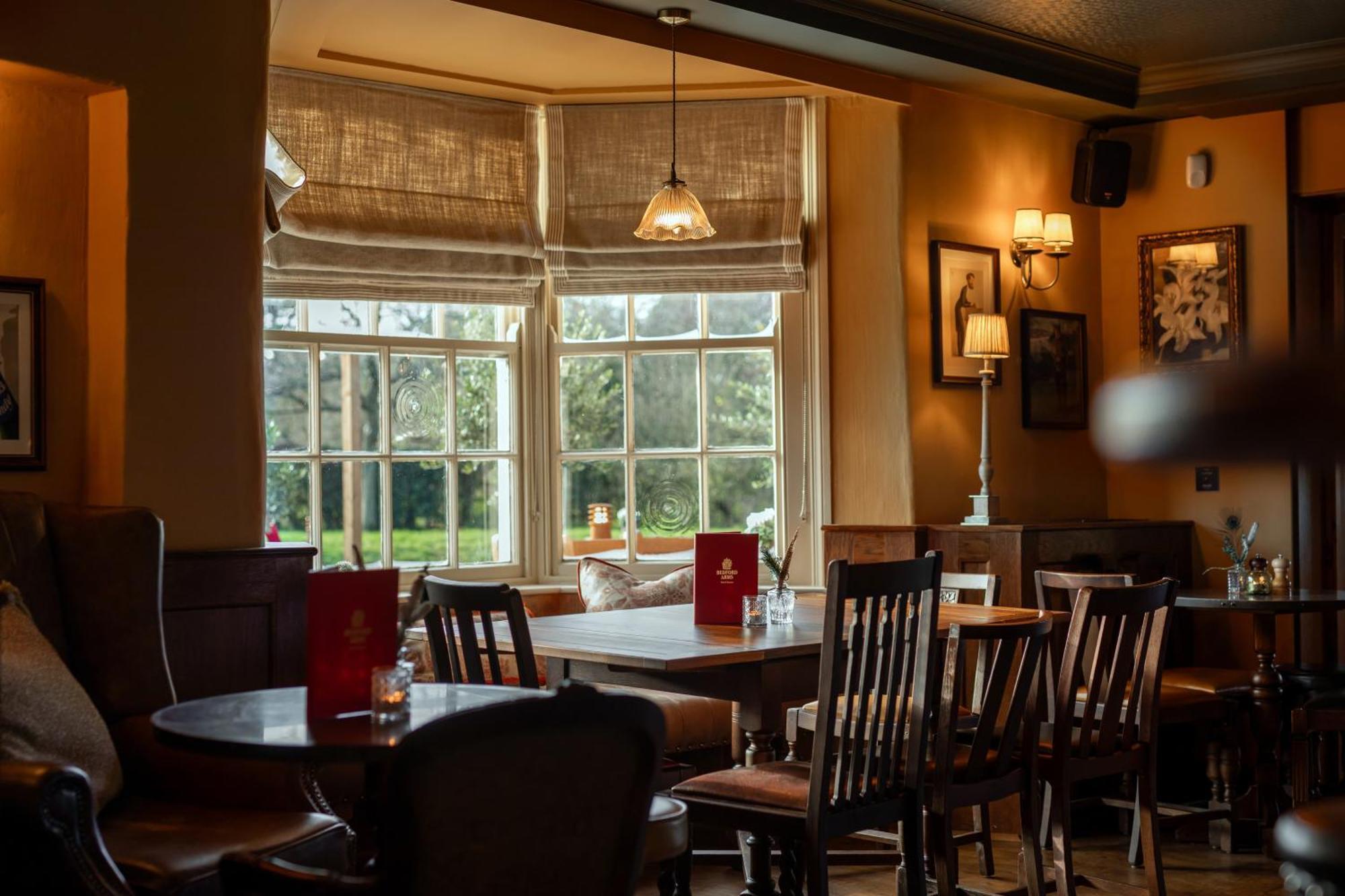 Bedford Arms Hotel Рикмэнсворс Экстерьер фото